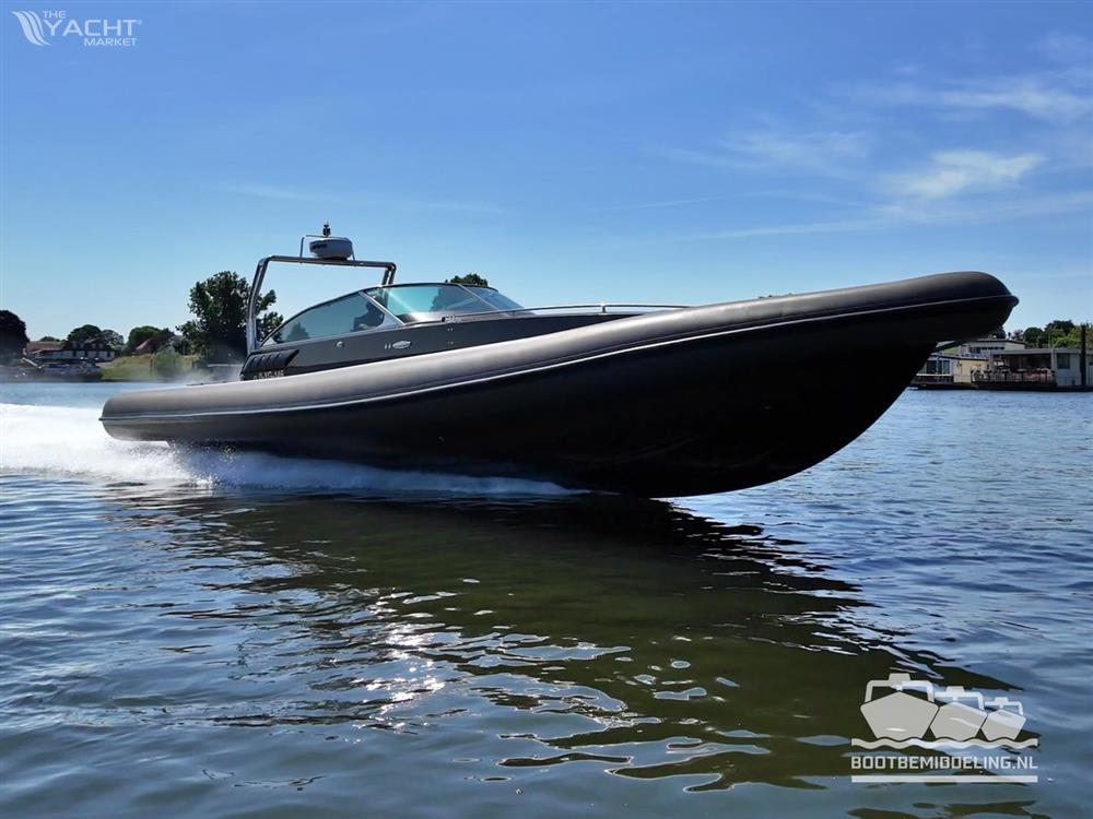 Arctic Blue 37 Cabin