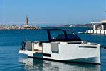 De Antonio Yachts D33