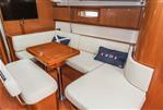Beneteau Oceanis 43