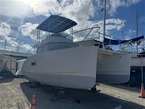 Fountaine Pajot HIGHLAND