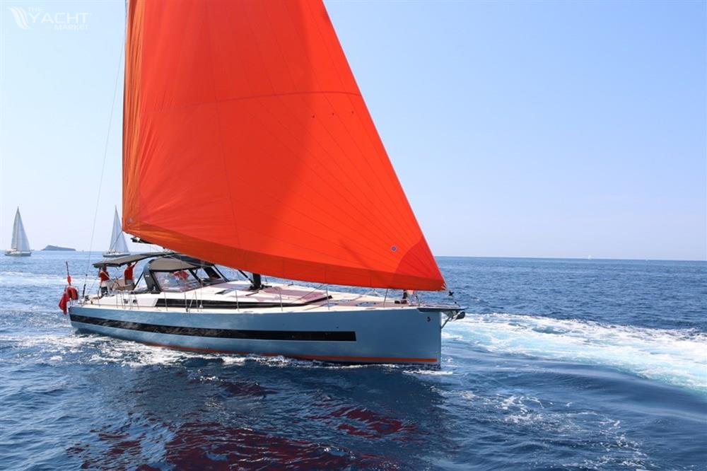 Beneteau Oceanis Yacht 62 - Default Image
