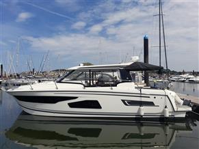 Jeanneau Merry Fisher 1095 Coupe
