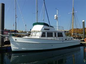 Grand Banks 42