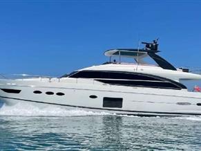 Princess Yachts 82MY