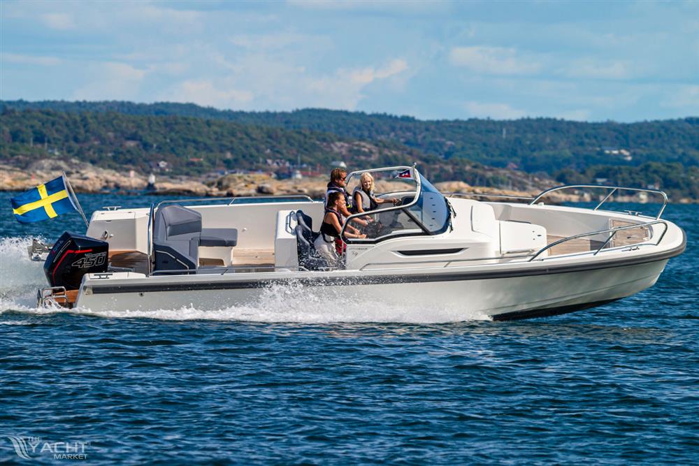 Nimbus Tender 9 (T9)