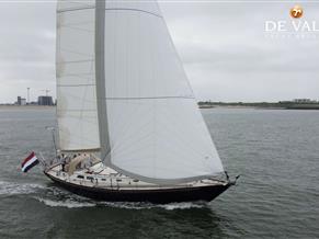 Hinckley Sou'wester 52