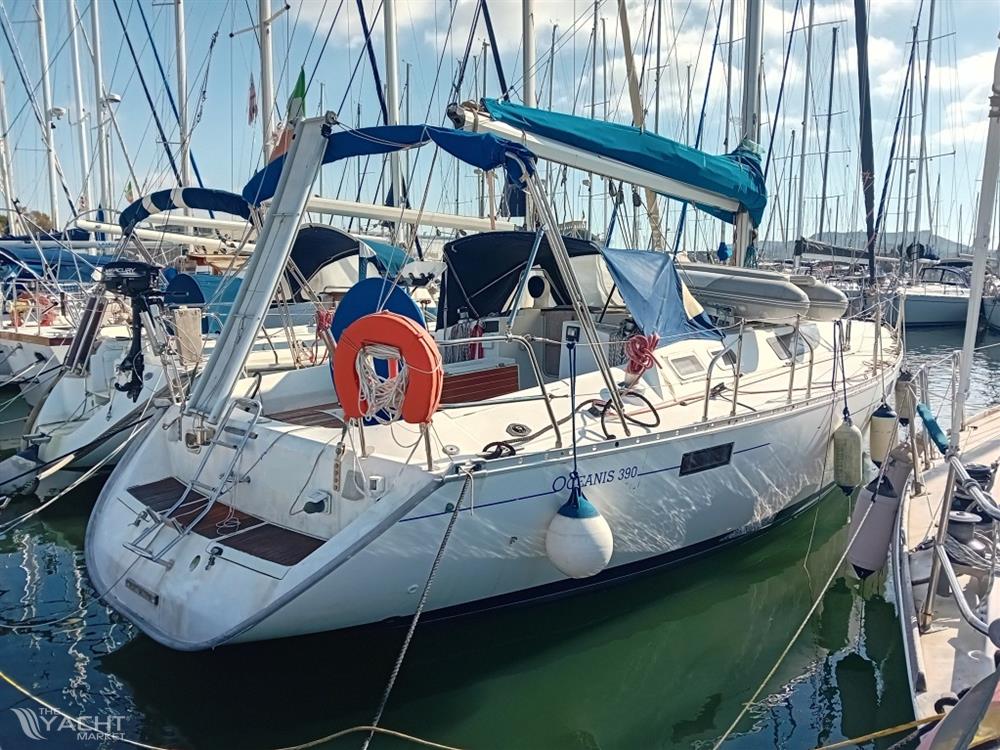 BENETEAU OCEANIS 390