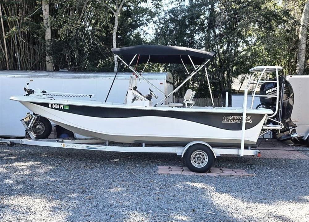 Carolina Skiff 218 DLV