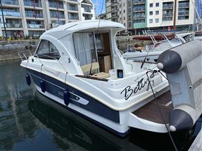 Beneteau Antares 8 Inboard diesel