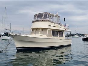 Mainship 400 Trawler