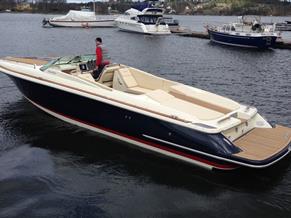 Chris-Craft Corsair 32