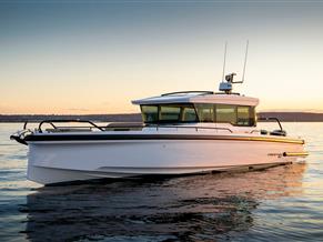 Axopar 37XC Cross Cabin