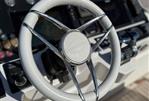 Sunseeker 68 Sport Yacht - 9 - Flybridge Helm