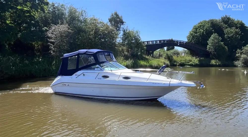 Sea Ray 250 Sundancer