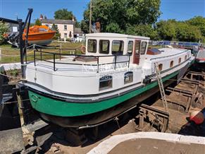 Unknown 67ft 6' by 13ft 6' Dutch Barge