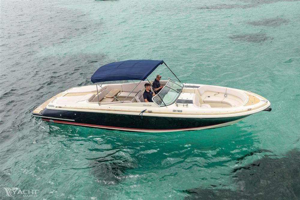 Chris-Craft Launch 32