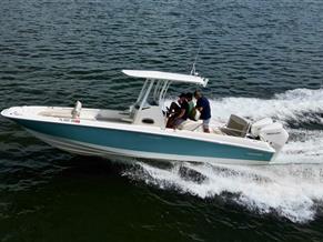 Boston Whaler Dauntless