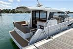 Sealine C330