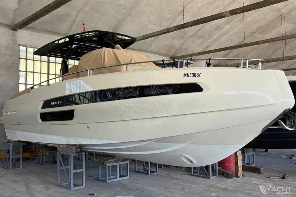 CANTIERI ASCHENEZ INVICTUS GT 370
