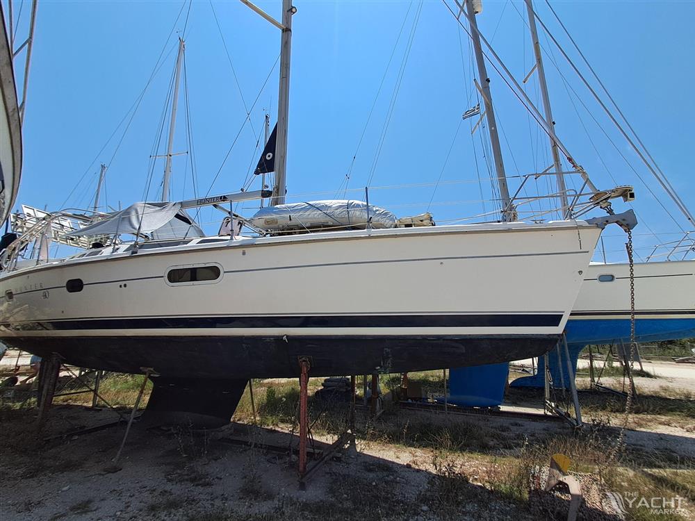 Hunter 410
