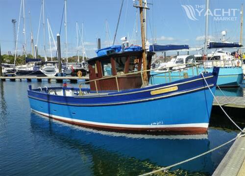 Custom Built John Gaff 8.25 fishing boat