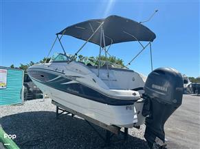 Hurricane Sun Deck 2200