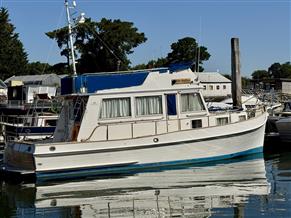 Grand Banks Sedan 36