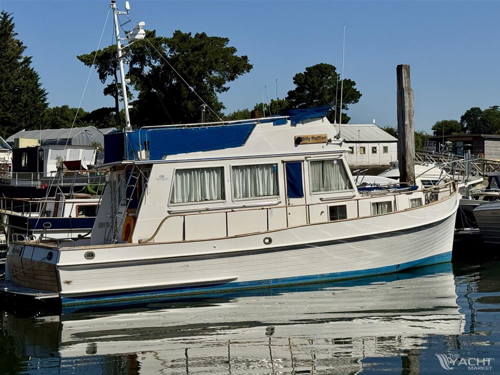 Grand Banks Sedan 36 - IMG 2368