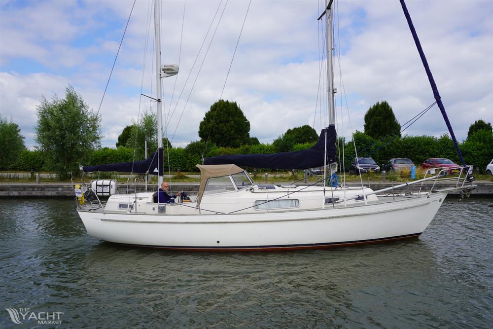 Hallberg Rassy 35