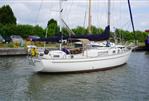 Hallberg Rassy 35