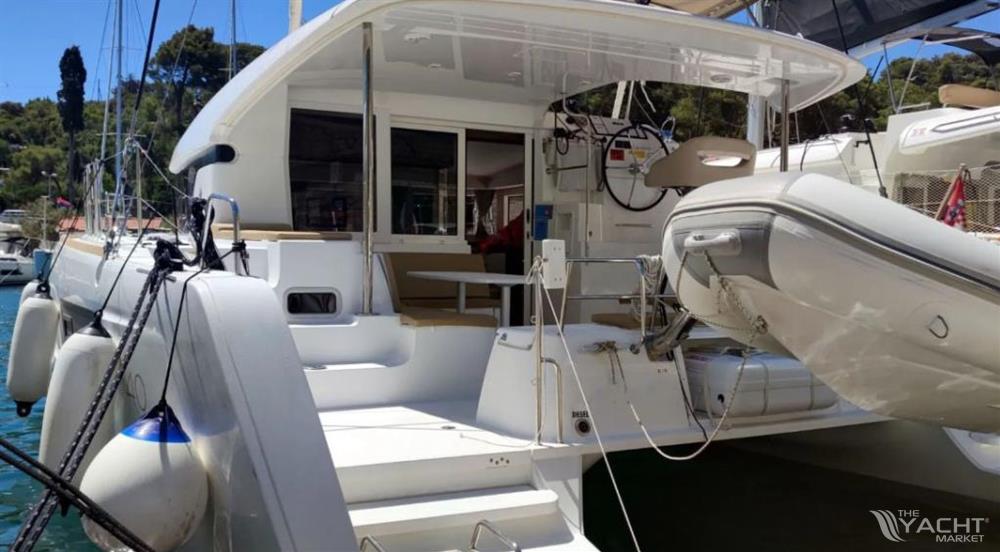 Lagoon 40