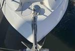 Regal 242 Commodore - Bow