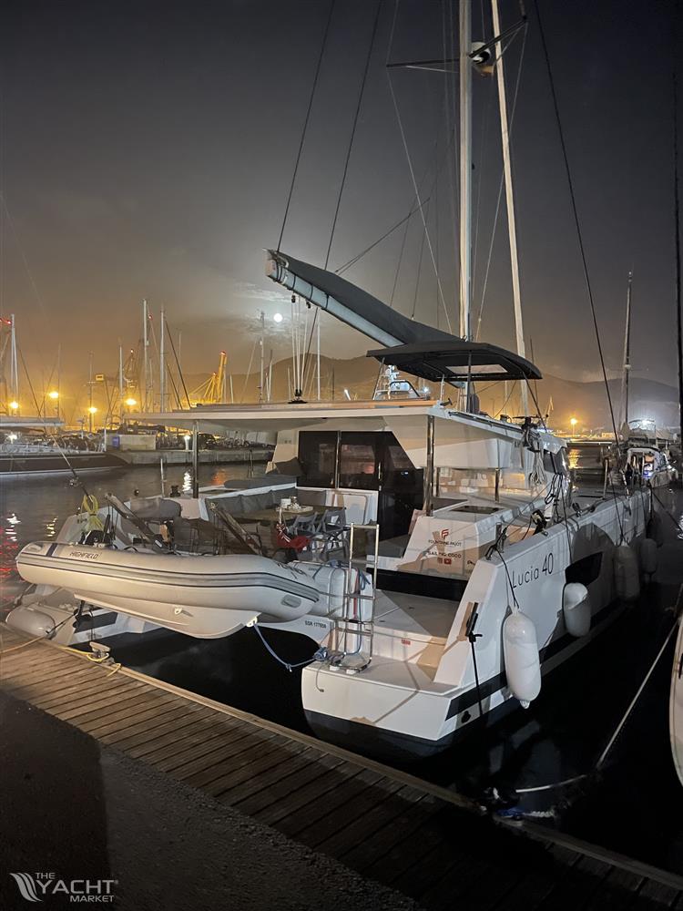 Fountaine Pajot Lucia 40