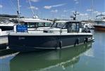 XO Boats DFNDR 9