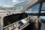 Sunseeker Manhattan 55 - 27 - Helm