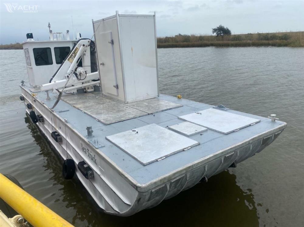 Custom Aluminum Barge