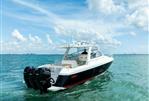 Intrepid 430 Sport Yacht