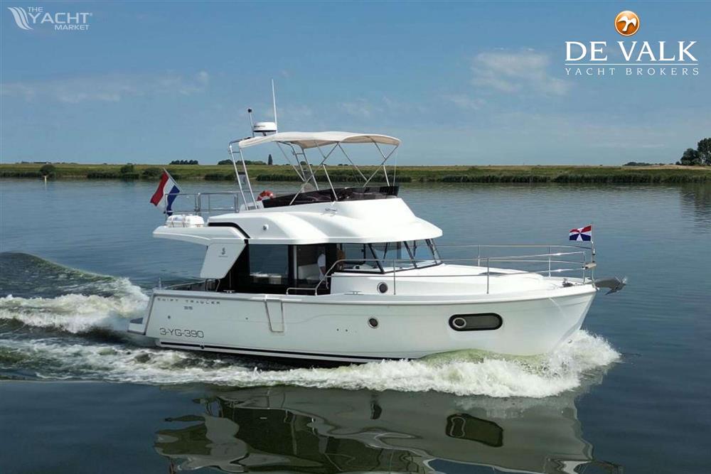 Beneteau Swift Trawler 35 - Picture 1
