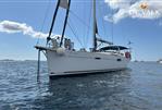 Beneteau Oceanis 60 - Picture 2