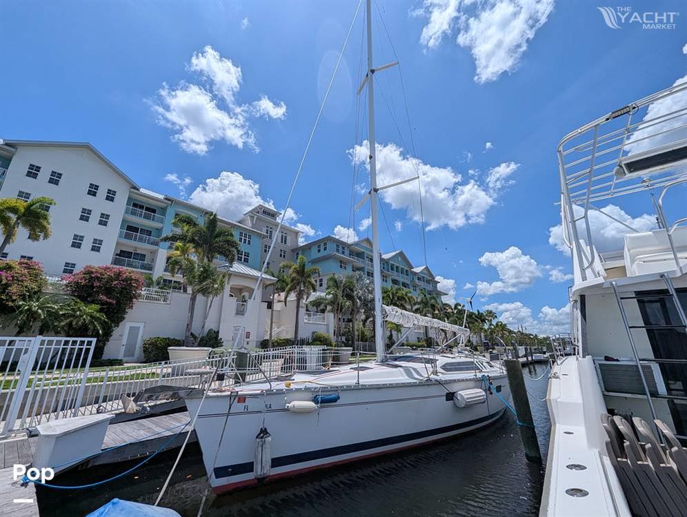 Hunter 40.5 Legend - 1996 Hunter 40.5 Legend - Photo #1