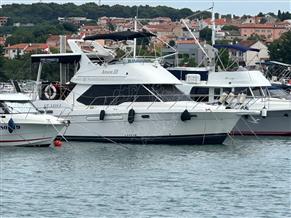 BAYLINER BAYLINER 3587 AFT CABIN