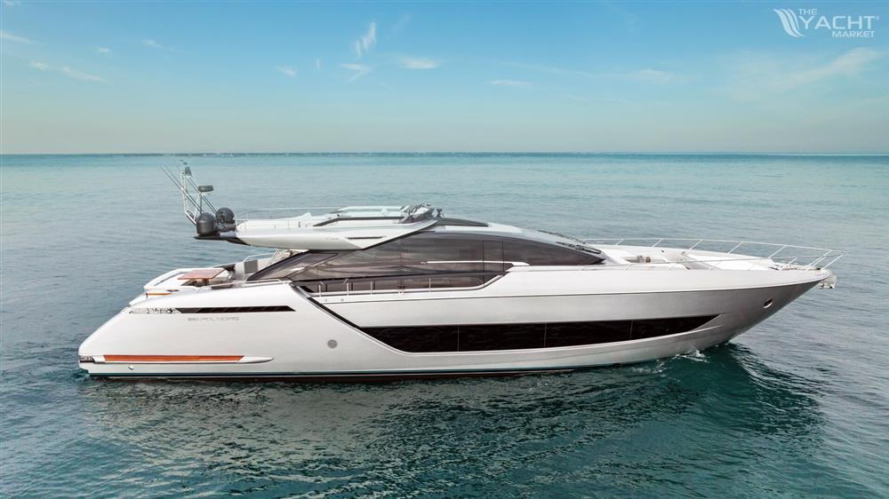 Riva Folgore - Riva 88&#39; Folgore - Ferretti Group Trade