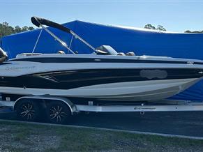 Crownline E230XS