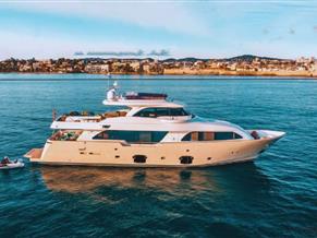 Custom Line Navetta 26 Crescendo