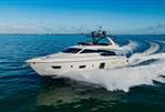 Ferretti Yachts 750