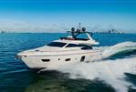 Ferretti Yachts 750