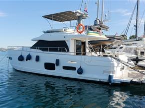 Azimut Magellano 53