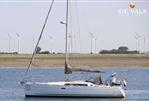 Beneteau Oceanis 37 - Picture 3