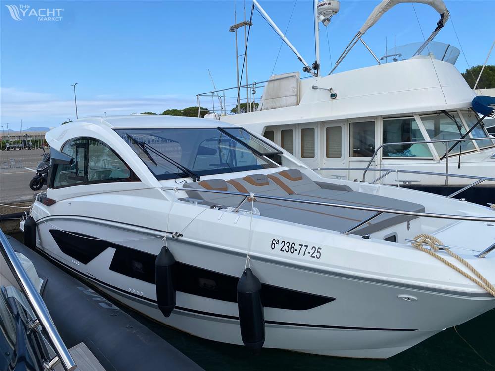 BENETEAU GRAN TURISMO 32