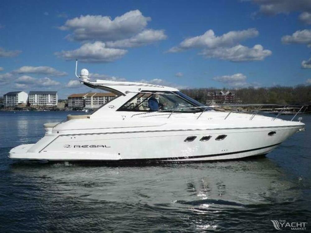 Regal 42 Sport Coupe